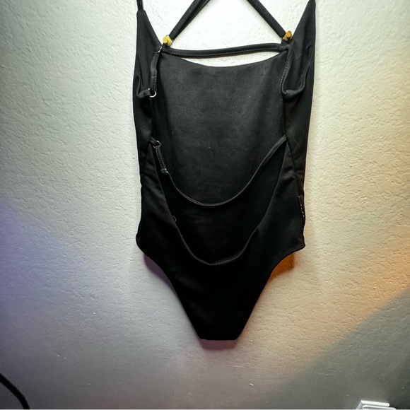 NWOT backless bodysuit - Picture 2 of 4